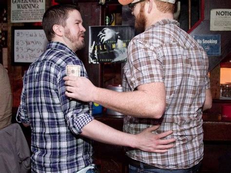 gay hookup bars nyc